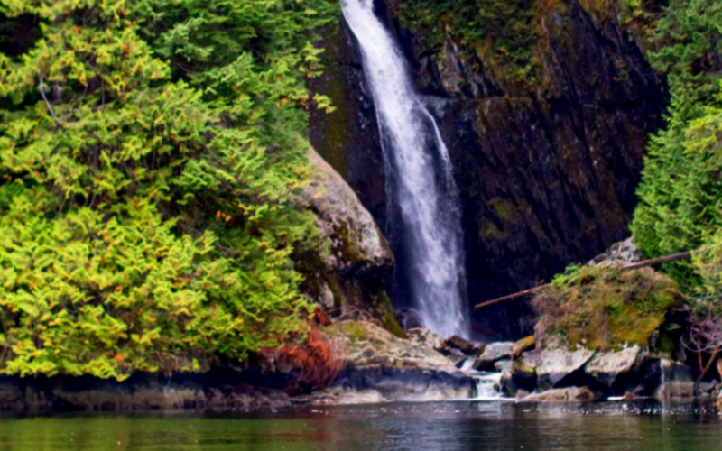 granite-falls-zodiac-excursions-the-vancouver-s-natural-wonder-800x500-1697449866.jpg